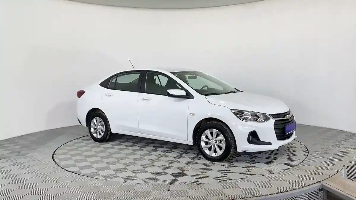 Chevrolet Onix 2023 года за 5 590 000 тг. в Караганда