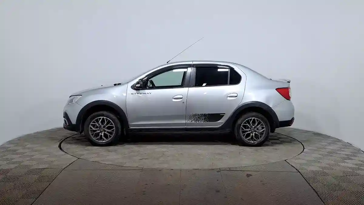 Renault Logan 2022 года за 5 450 000 тг. в Астана