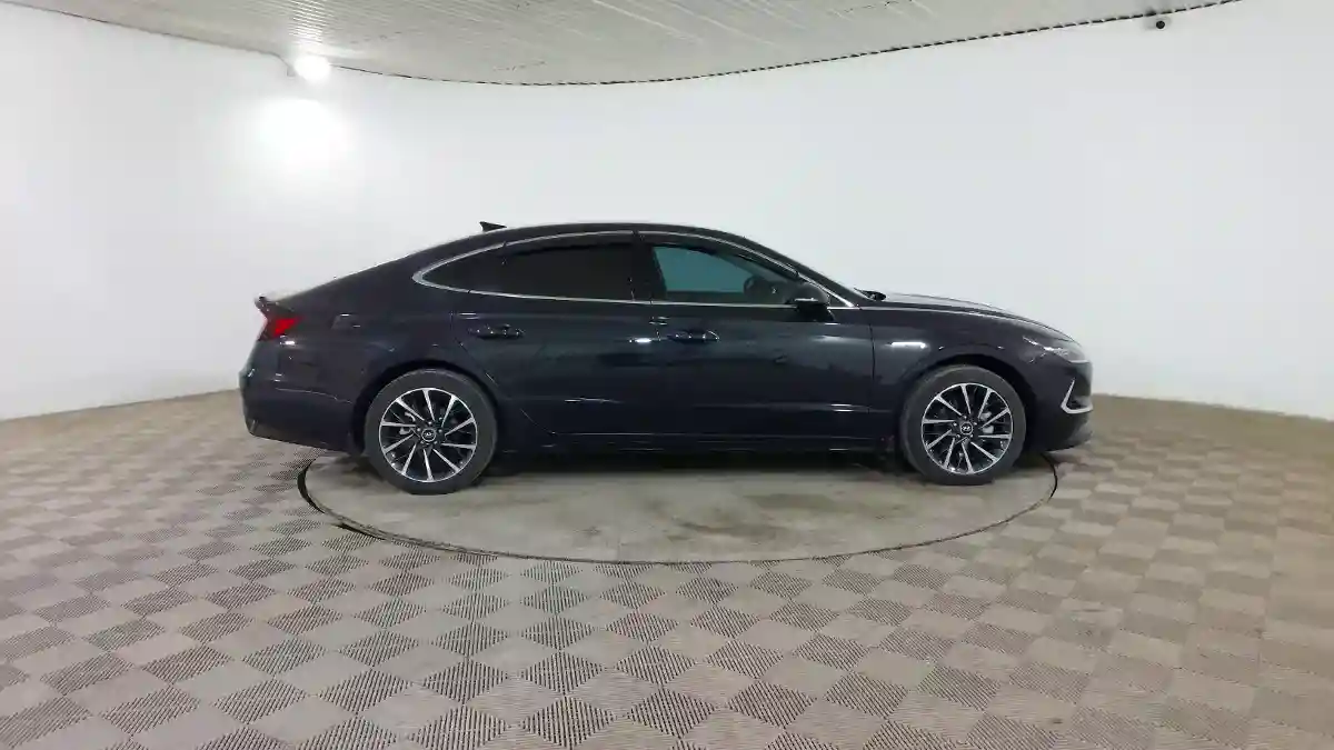 Hyundai Sonata 2023 года за 12 390 000 тг. в Шымкент