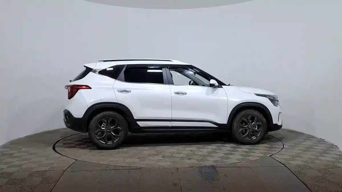 Kia Seltos 2024 года за 8 890 000 тг. в Астана