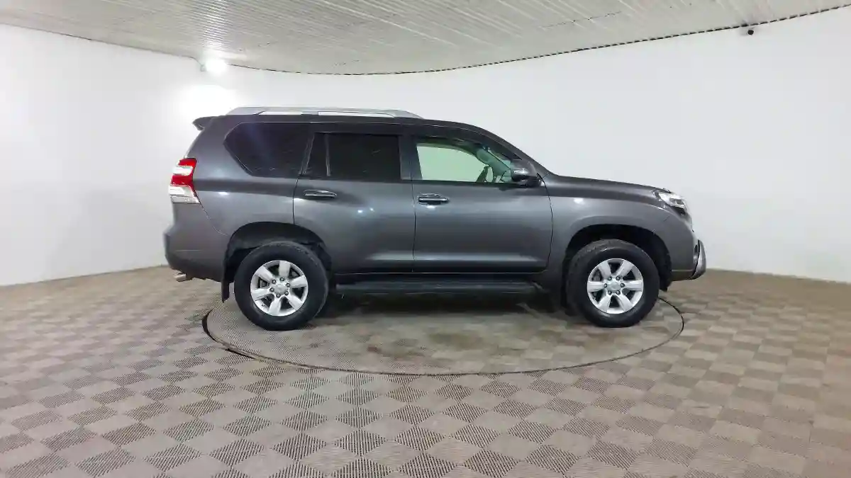 Toyota Land Cruiser Prado 2014 года за 15 990 000 тг. в Шымкент