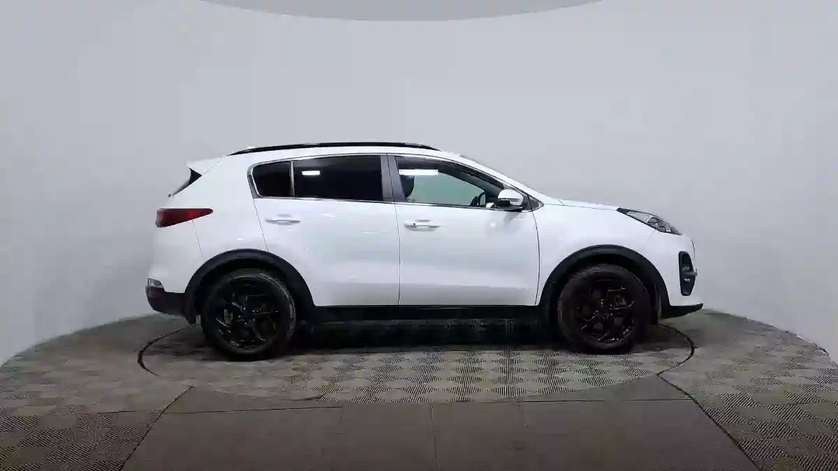 Kia Sportage 2021 года за 10 990 000 тг. в Астана