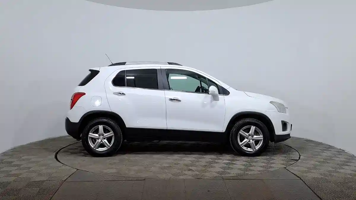 Chevrolet Tracker 2013 года за 4 990 000 тг. в Астана