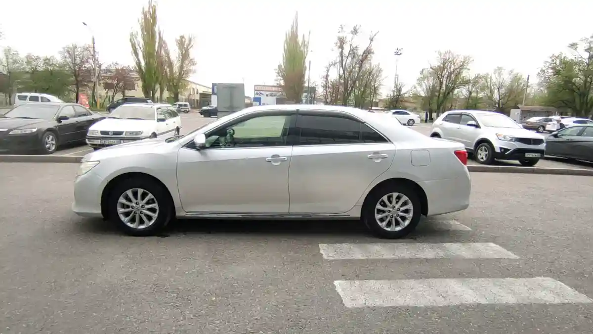 Toyota Camry 2011 года за 9 500 000 тг. в Тараз