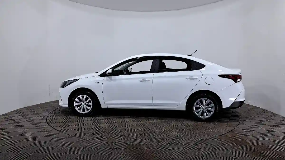 Hyundai Accent 2021 года за 6 990 000 тг. в Астана