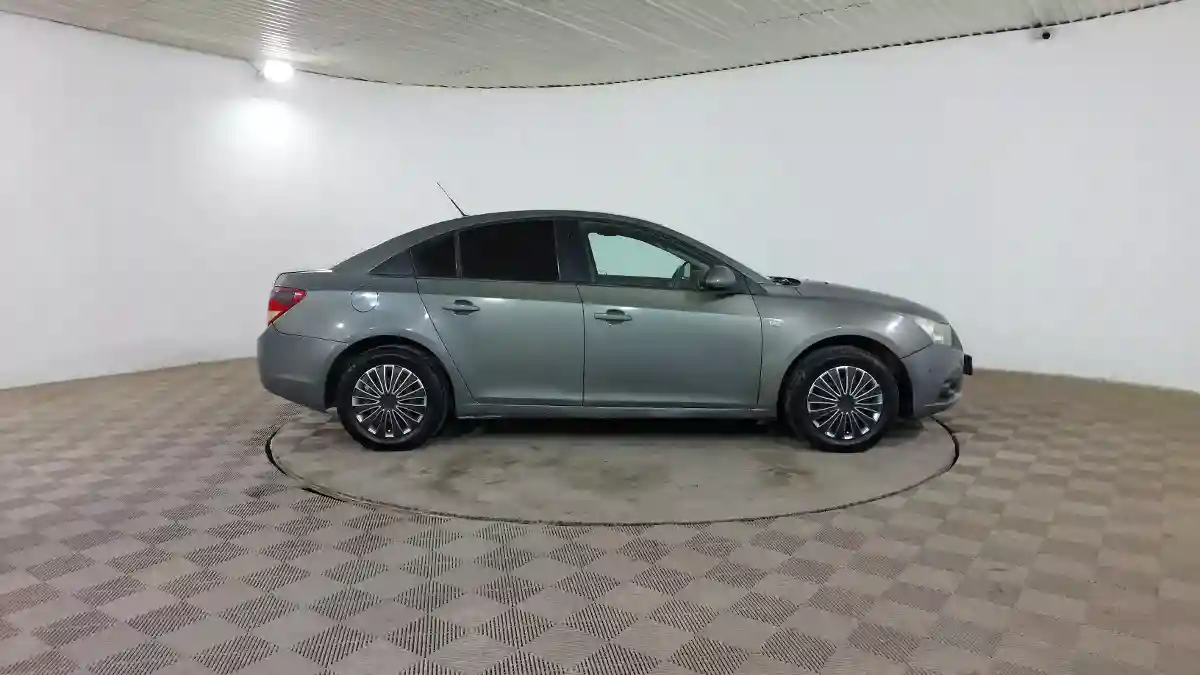 Chevrolet Cruze 2010 года за 2 290 000 тг. в Шымкент