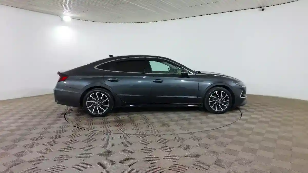 Hyundai Sonata 2020 года за 11 590 000 тг. в Шымкент