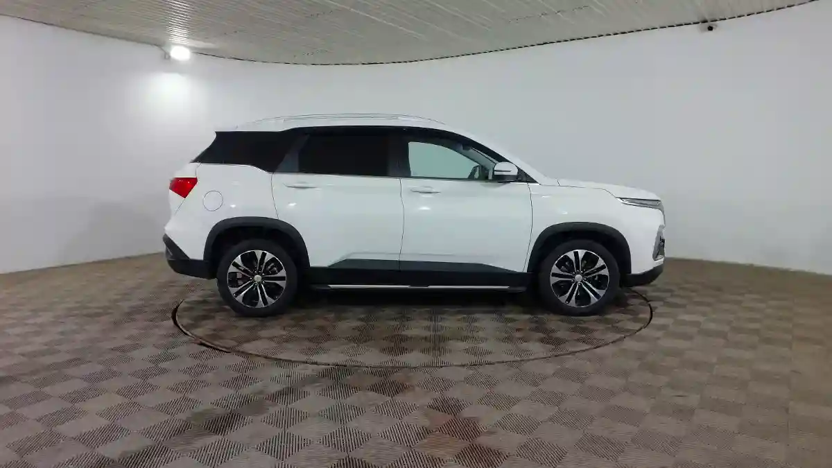 Chevrolet Captiva 2022 года за 8 790 000 тг. в Шымкент