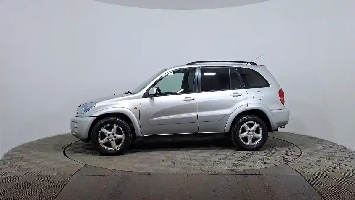Toyota RAV4 2003 года за 4 190 000 тг. в Астана