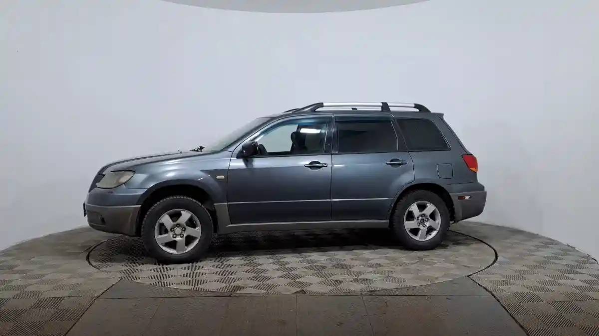 Mitsubishi Outlander 2004 года за 2 990 000 тг. в Астана