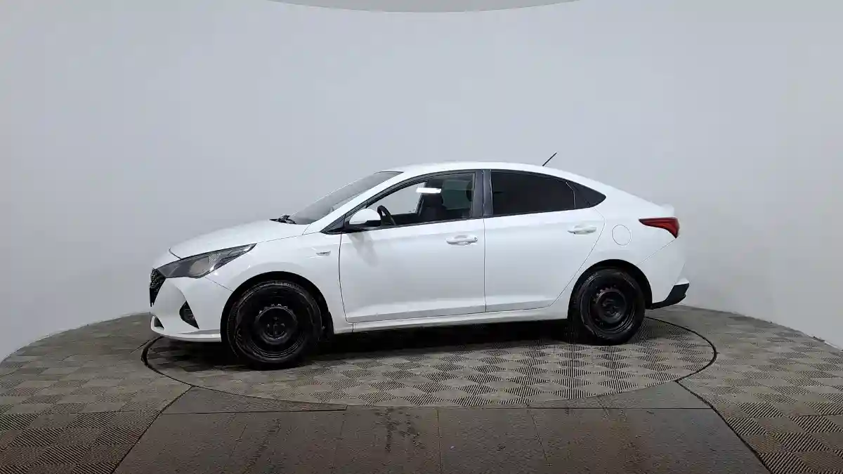 Hyundai Accent 2021 года за 5 290 000 тг. в Астана