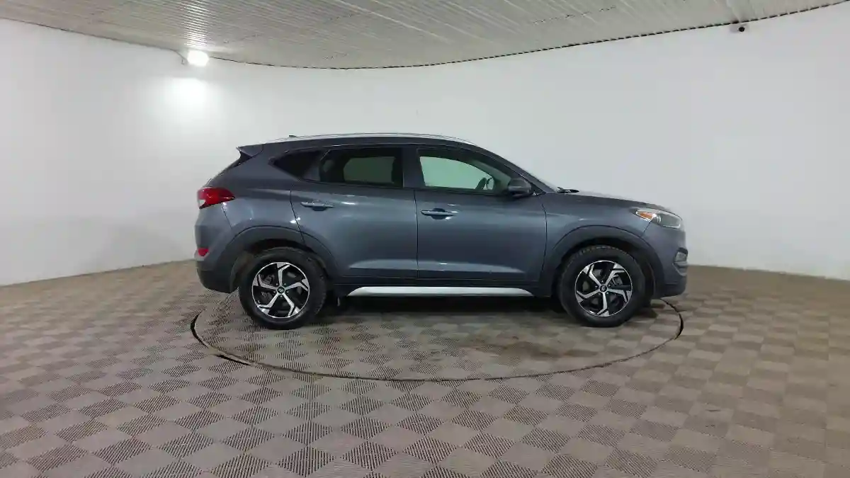 Hyundai Tucson 2018 года за 8 690 000 тг. в Шымкент