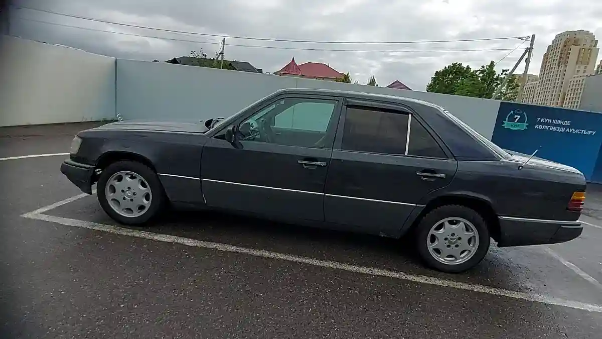 Mercedes-Benz E-Класс 1990 года за 690 000 тг. в Шымкент