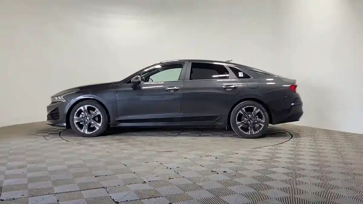 Kia K5 2020 года за 9 790 000 тг. в Алматы