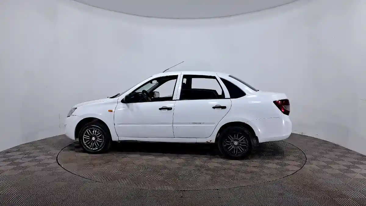 LADA (ВАЗ) Granta 2013 года за 1 890 000 тг. в Астана