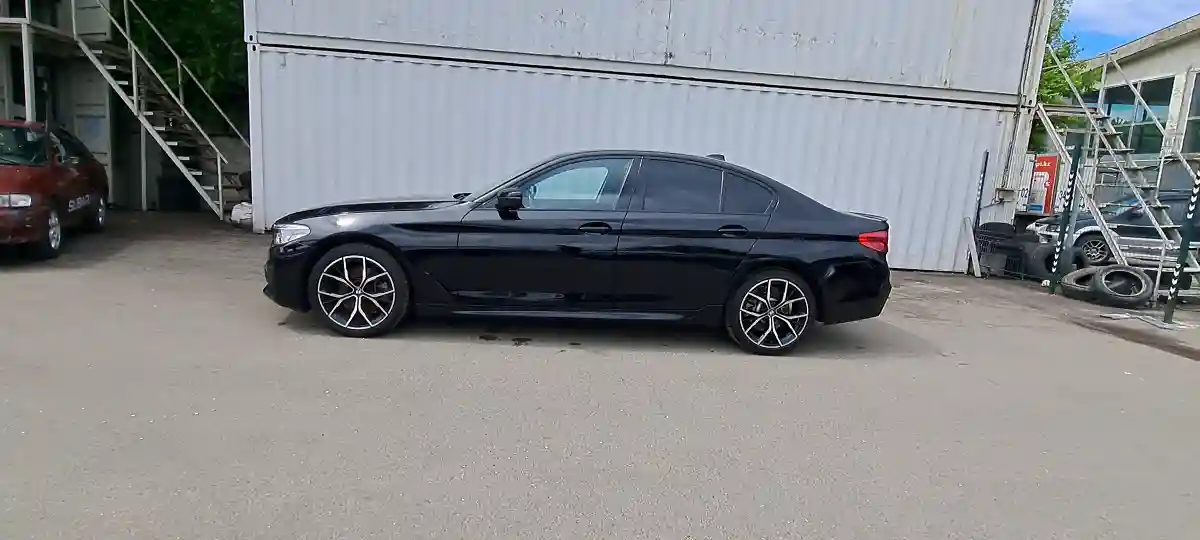 BMW 5 серии 2019 года за 14 500 000 тг. в Алматы