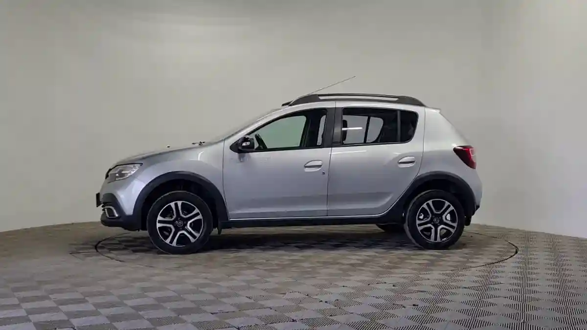 Renault Sandero 2021 года за 5 290 000 тг. в Алматы