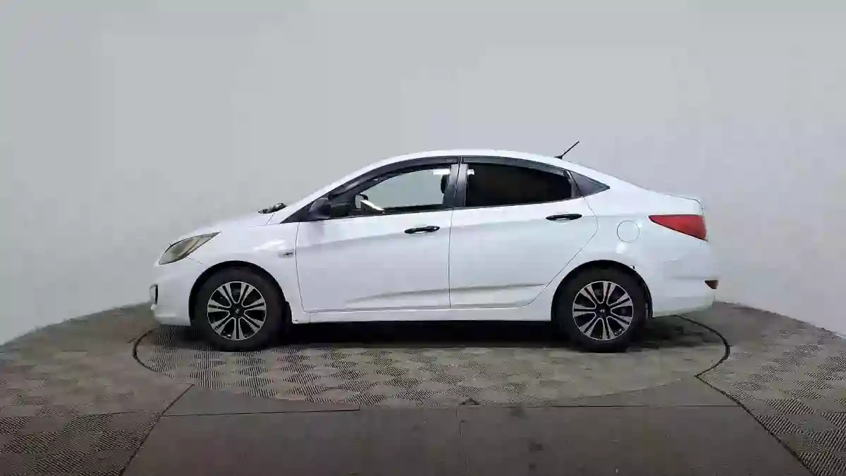 Hyundai Accent 2013 года за 3 590 000 тг. в Астана