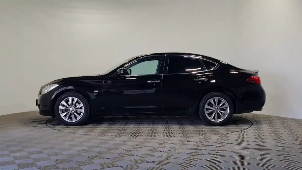 Infiniti Q70 2014 года за 8 490 000 тг. в Алматы