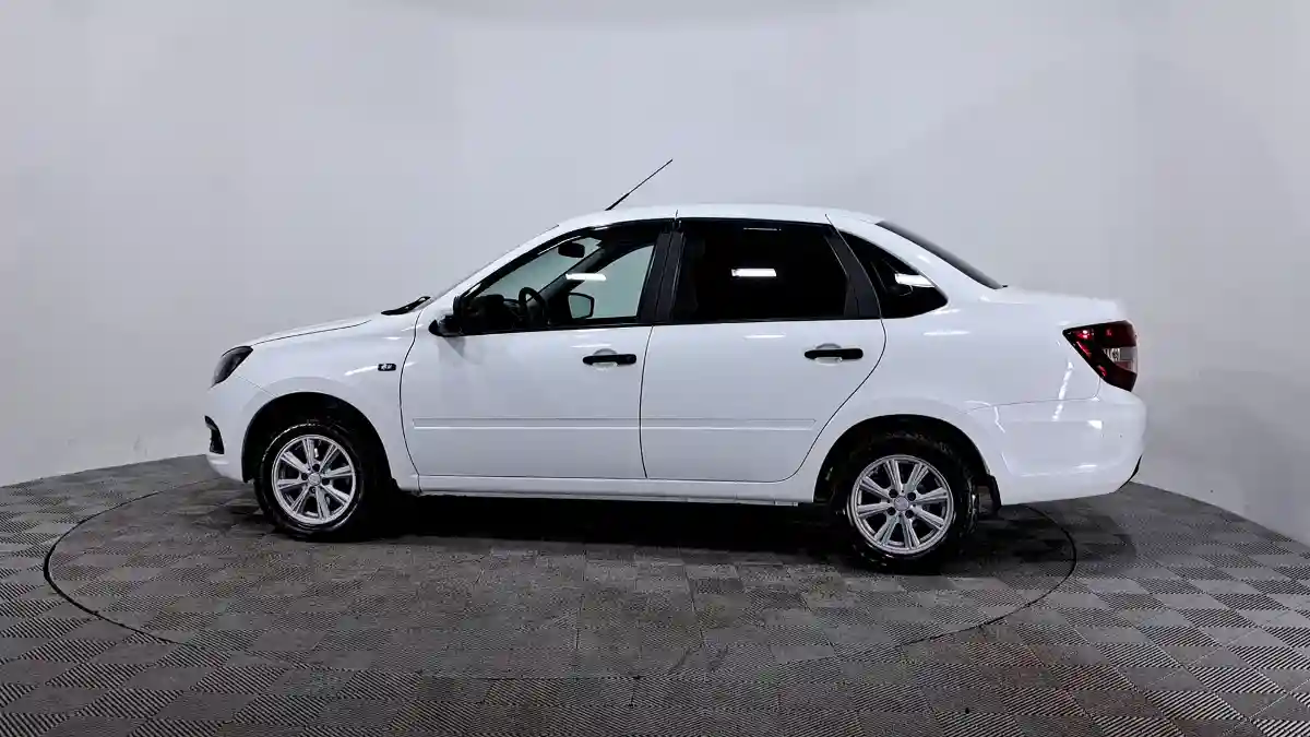 LADA (ВАЗ) Granta 2020 года за 3 190 000 тг. в Астана