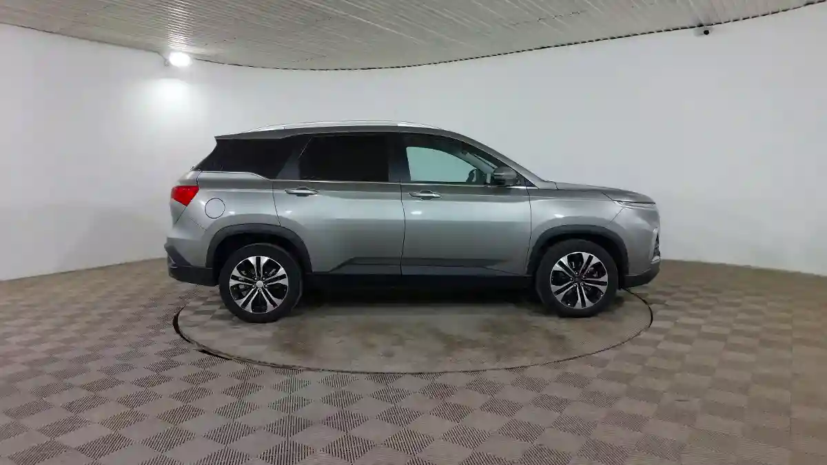 Chevrolet Captiva 2022 года за 8 890 000 тг. в Шымкент