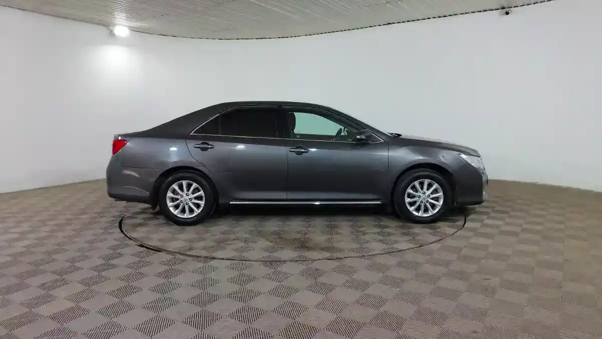 Toyota Camry 2012 года за 7 990 000 тг. в Шымкент