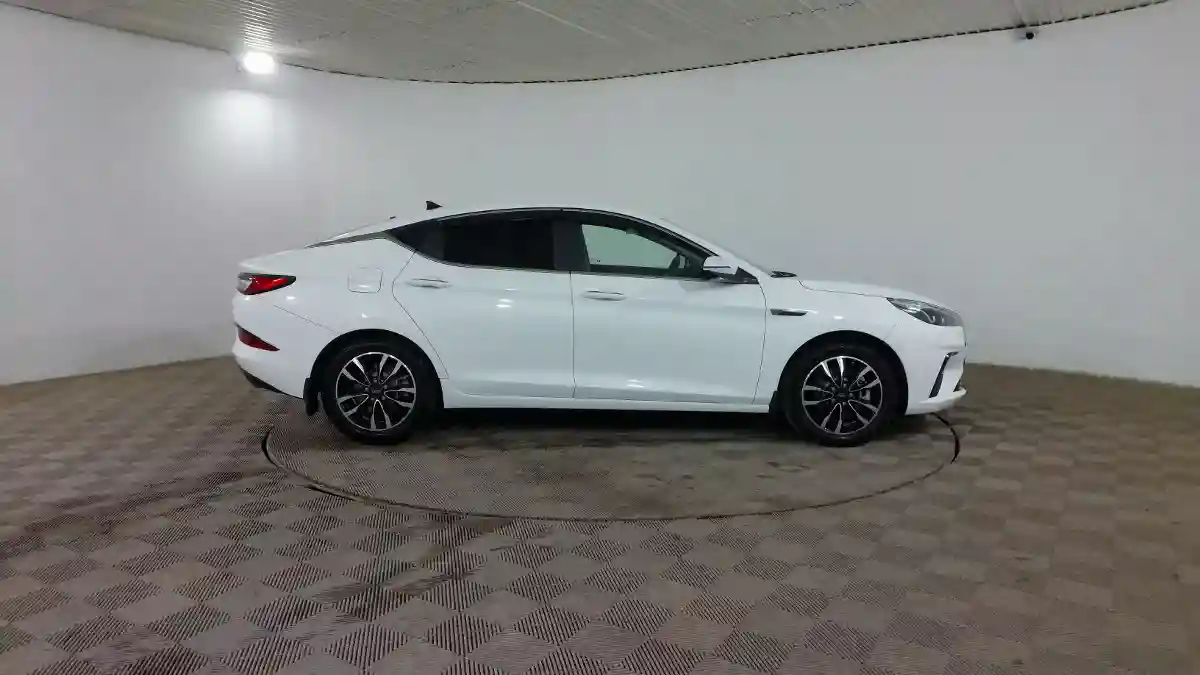 JAC J7 2024 года за 6 690 000 тг. в Шымкент