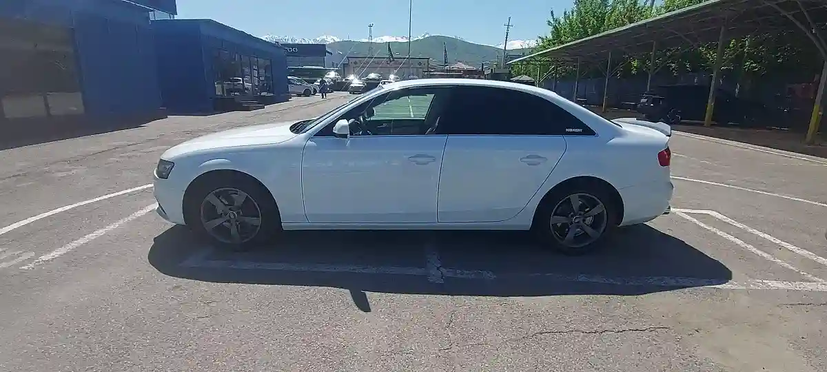 Audi A4 2014 года за 6 690 000 тг. в Алматы