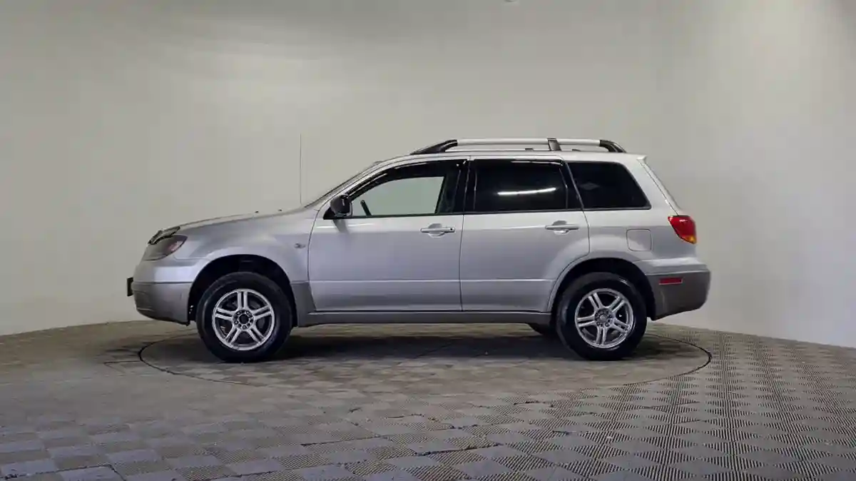 Mitsubishi Outlander 2002 года за 2 990 000 тг. в Алматы