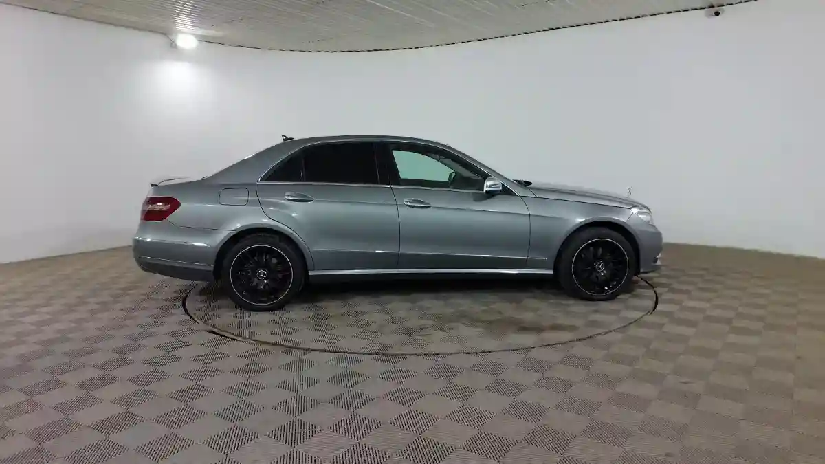Mercedes-Benz E-Класс 2011 года за 7 990 000 тг. в Шымкент