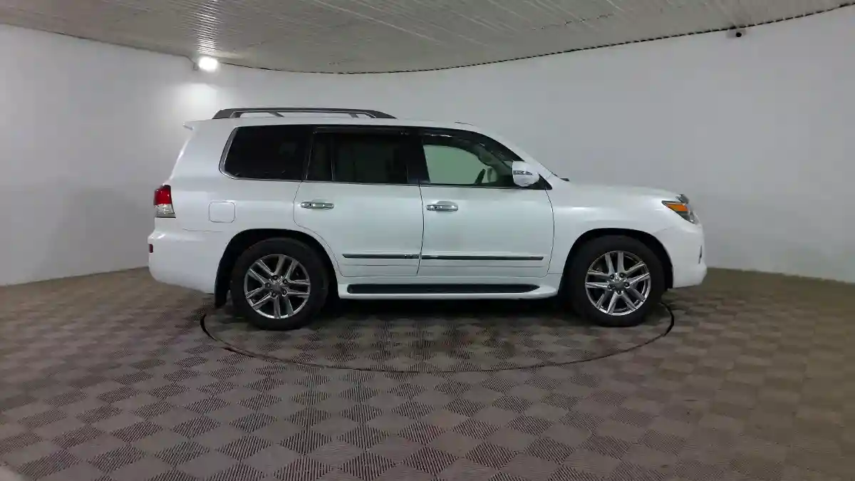 Lexus LX 2013 года за 22 700 000 тг. в Шымкент