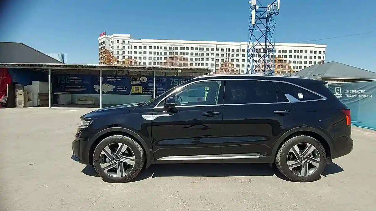 Kia Sorento 2023 года за 15 650 000 тг. в Шымкент