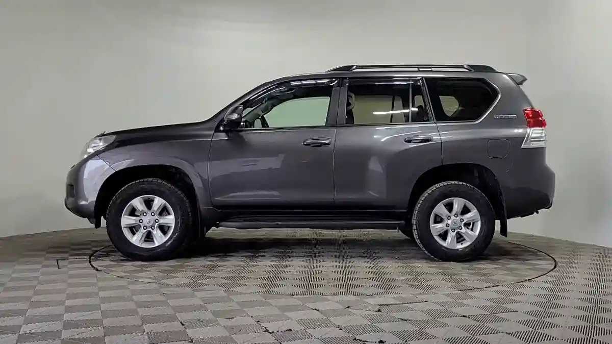 Toyota Land Cruiser Prado 2012 года за 15 600 000 тг. в Алматы