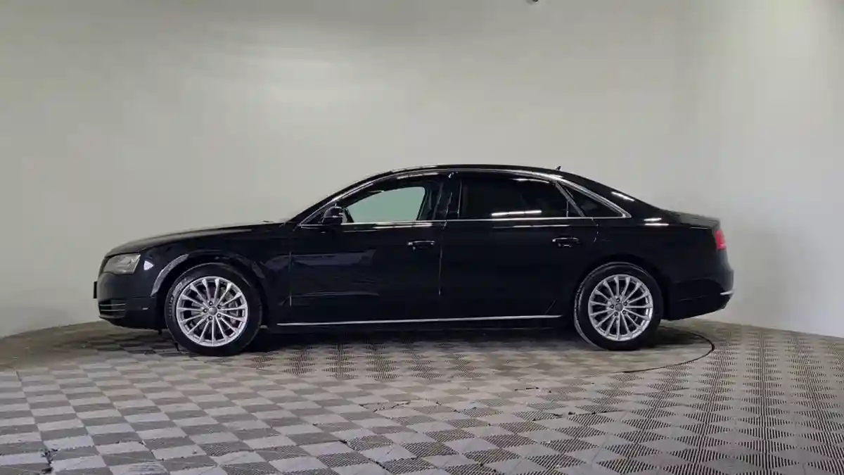 Audi A8 2011 года за 7 990 000 тг. в Алматы