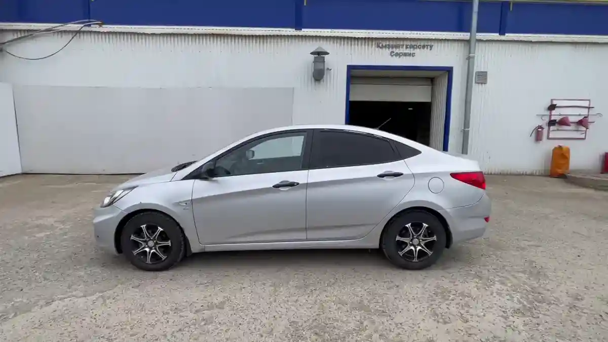 Hyundai Accent 2013 года за 2 650 000 тг. в Уральск