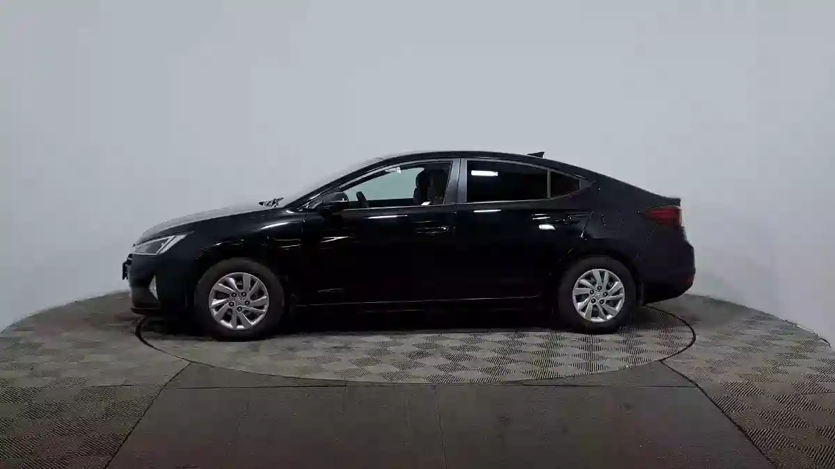 Hyundai Elantra 2020 года за 7 400 000 тг. в Астана