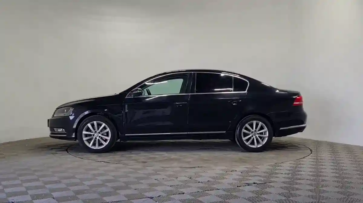 Volkswagen Passat 2011 года за 3 890 000 тг. в Алматы