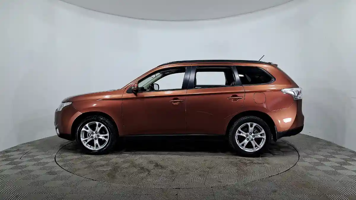 Mitsubishi Outlander 2012 года за 7 290 000 тг. в Астана