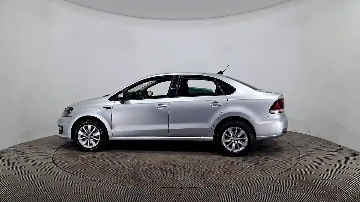 Volkswagen Polo 2020 года за 4 790 000 тг. в Астана