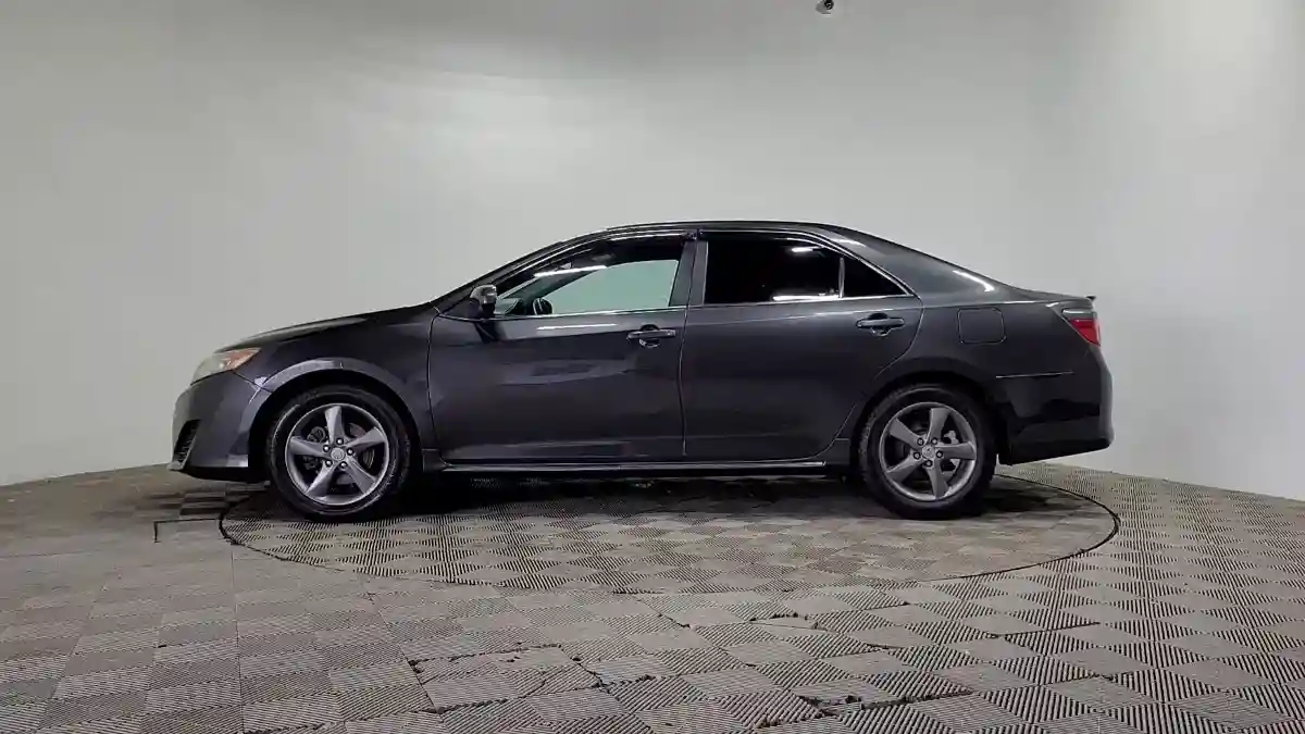 Toyota Camry 2014 года за 7 390 000 тг. в Алматы