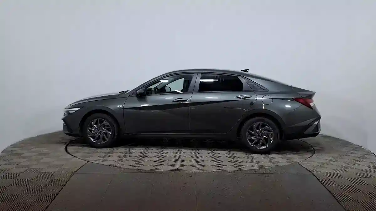Hyundai Elantra 2023 года за 8 900 000 тг. в Астана