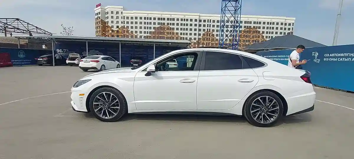 Hyundai Sonata 2019 года за 8 990 000 тг. в Шымкент