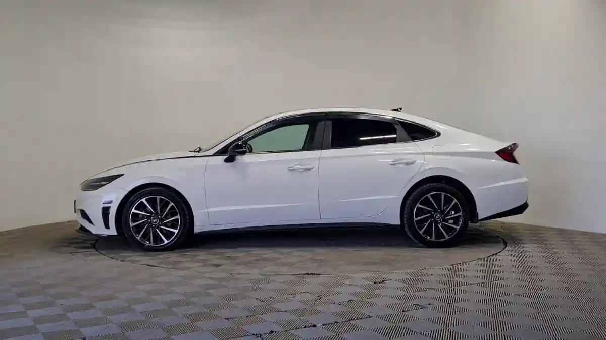 Hyundai Sonata 2022 года за 10 290 000 тг. в Алматы