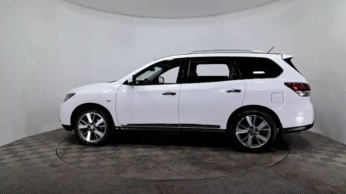 Nissan Pathfinder 2014 года за 8 330 000 тг. в Астана