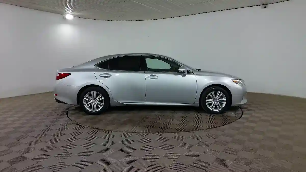 Lexus ES 2013 года за 13 500 000 тг. в Шымкент
