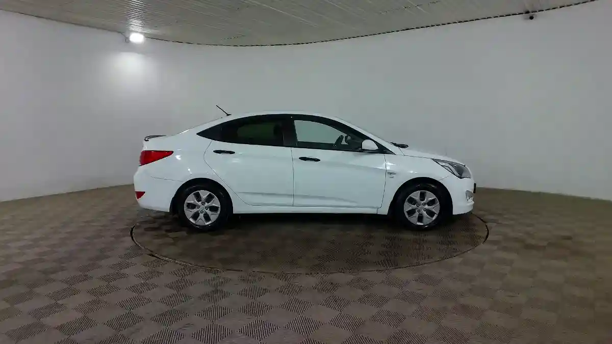 Hyundai Accent 2015 года за 3 690 000 тг. в Шымкент