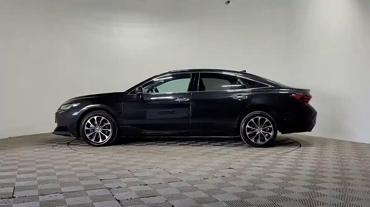 Toyota Avalon 2022 года за 12 390 000 тг. в Алматы
