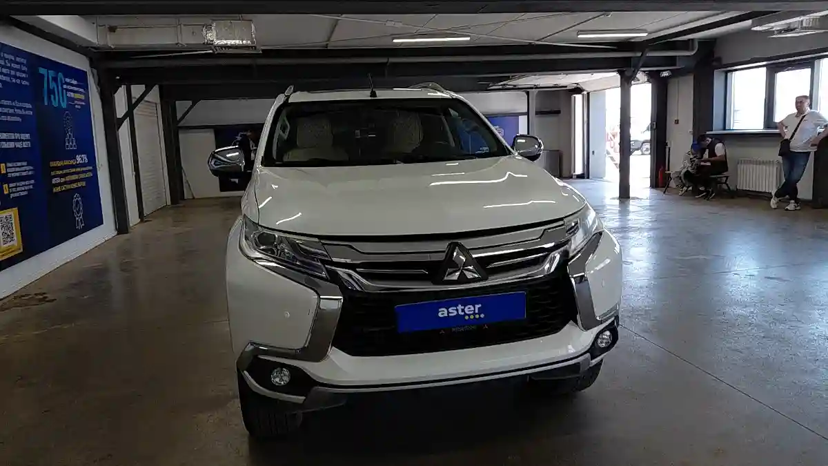 Mitsubishi Montero Sport 2019 года за 14 990 000 тг. в Астана