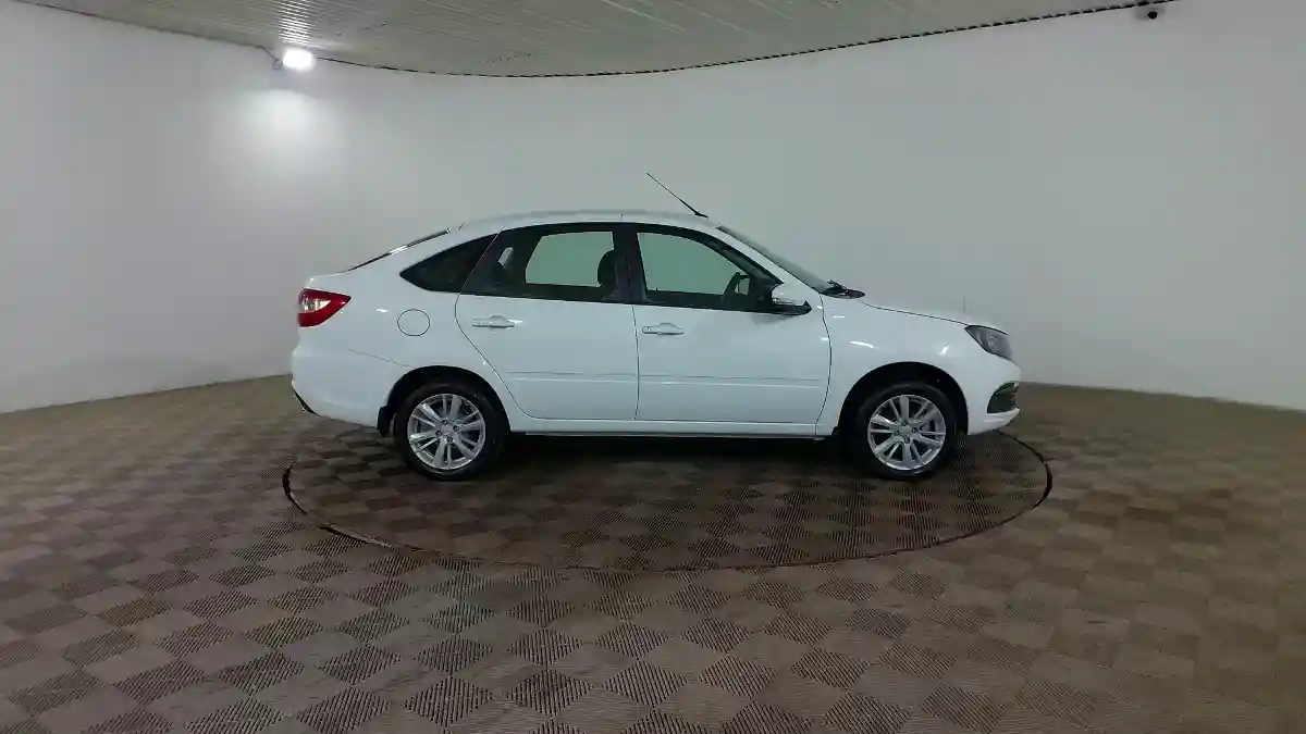 LADA (ВАЗ) Granta 2023 года за 4 990 000 тг. в Шымкент