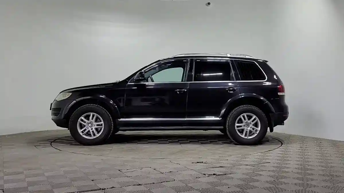 Volkswagen Touareg 2007 года за 6 000 000 тг. в Алматы